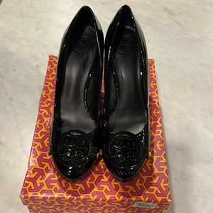 Tory Burch James Patent Women’s Pump Size 9 1/2